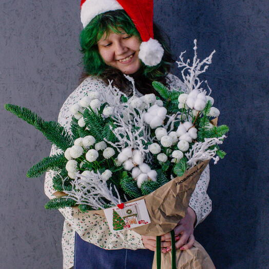 103XL. Зимний новогодний белый букет из елки нобилис