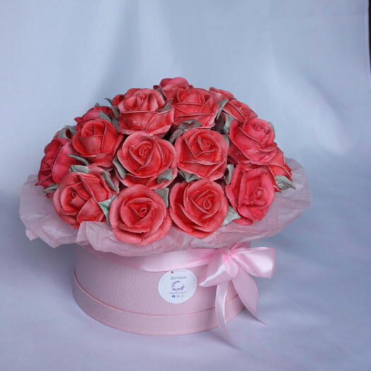 Букет зефирных роз в шляпной коробке 🌹