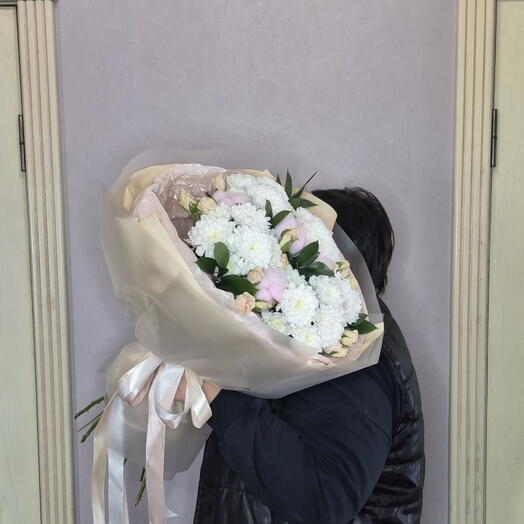 Тёплые объятия М