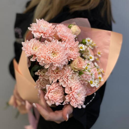 Нежное облачко хризантем