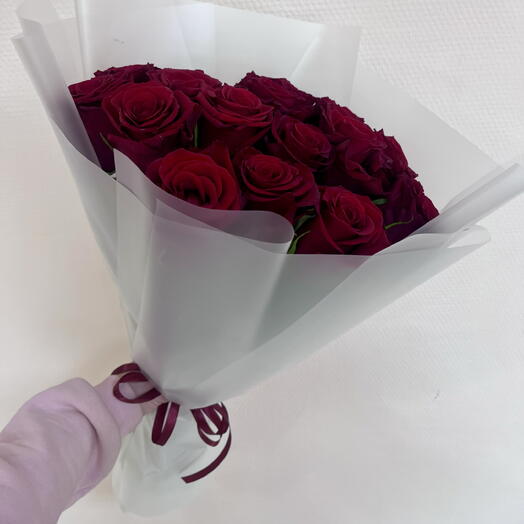 Букет из 15 красных  роз🌹