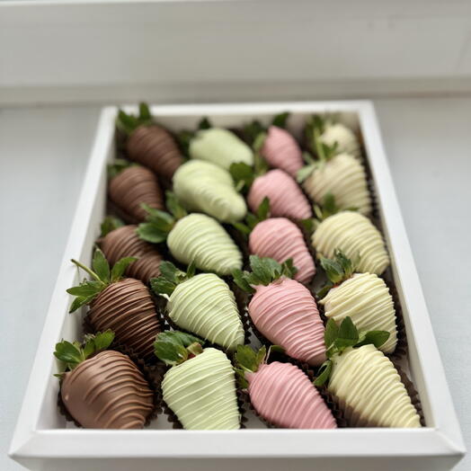 Клубника в шоколаде ЛАЙМ