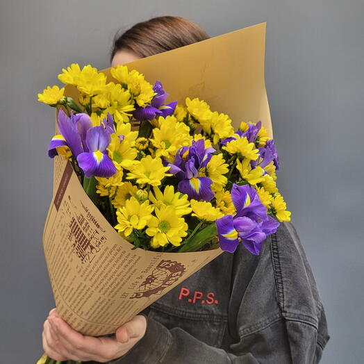 Сантини и ирисы 💜💛