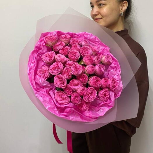 Яркий ВАУ зефир кустовых роз