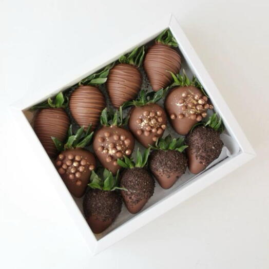 Luxury Chocolate Covered Strawberry Box – Premium Gift