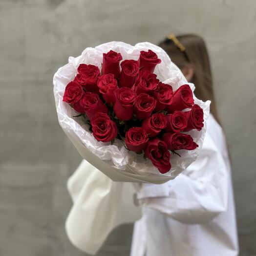 19 rosas Kenia 40 cm