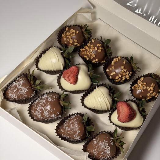 Клубника в бельгийском шоколаде,набор для коллег🍫