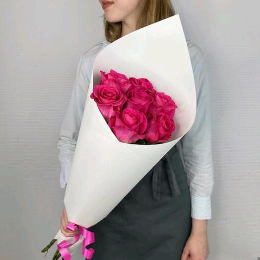 7 малиновых роз 🌹