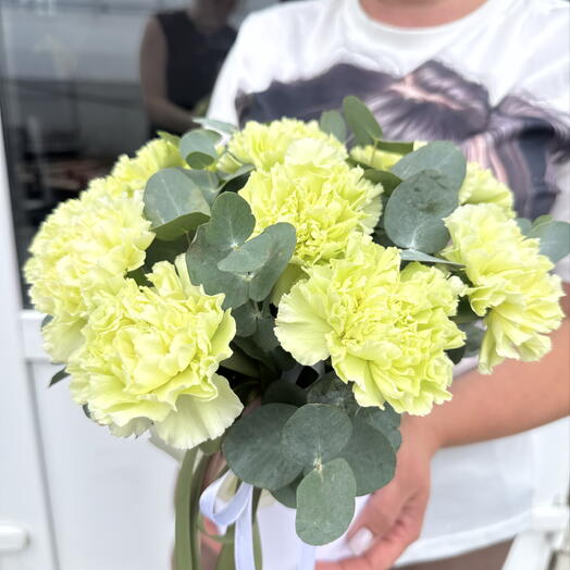 Букет в шляпной коробке