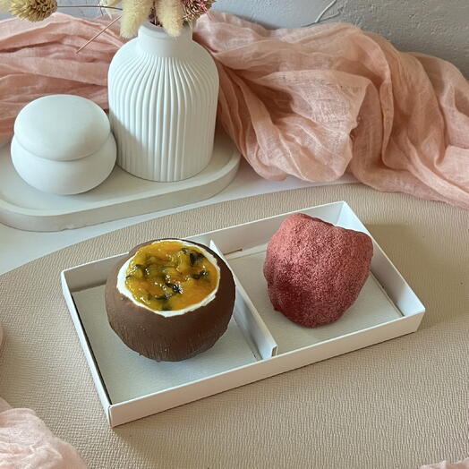Корпусные пирожные малина и кокос