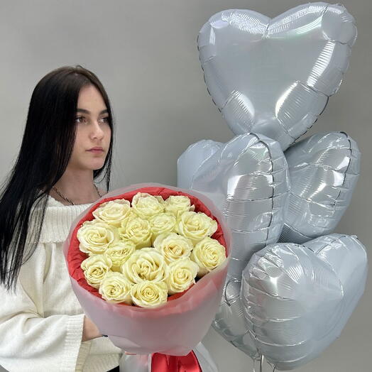 Набор белых сердец с 15 белыми розами 60см