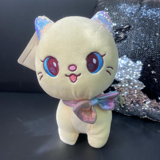 Игрушка котенок нежно желтый