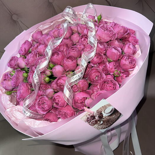 Букетик кустовых розочек 💖