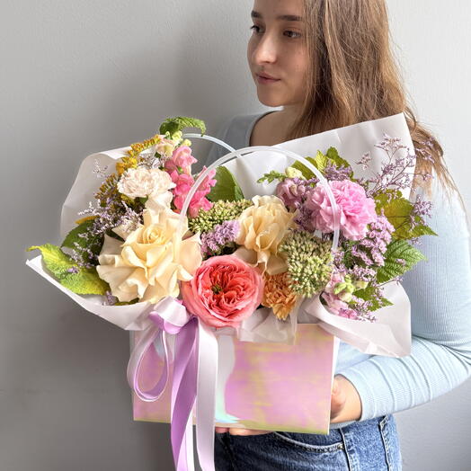 Дофаминовый букет в сумочке