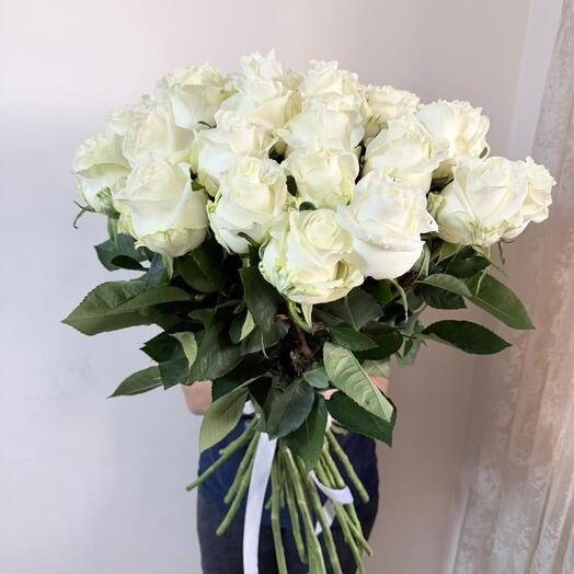 Букет из белых роз