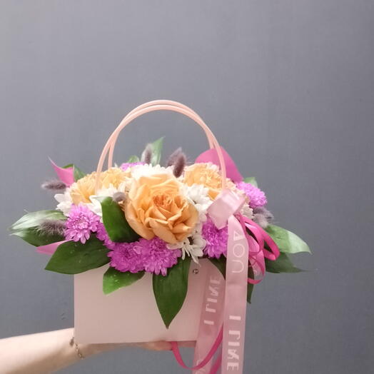 Композиция из цветов 💐💐💐