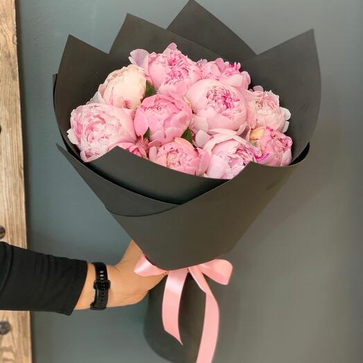11 peonies sarah bernhardt