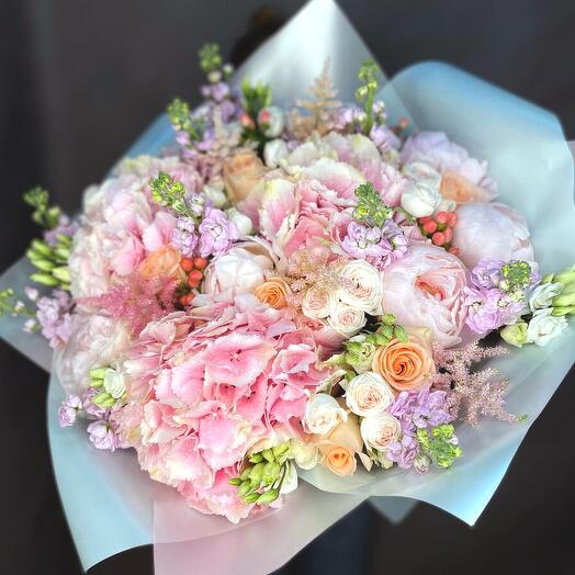 Bouquet Tenderness of Clouds