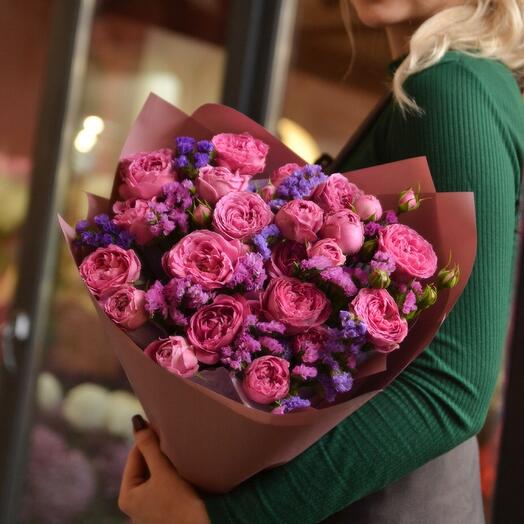 Ramo de 7 rosas arbustivas en forma de peonía