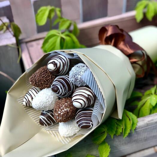 Клубника в шоколаде 250 гр " Крафт"