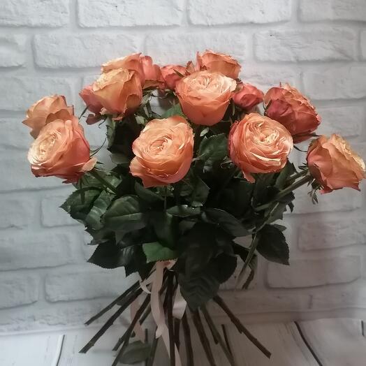 Букет роз сорт кахала 19 шт