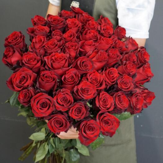 Rosas rojas 60-70cm 51 piezas