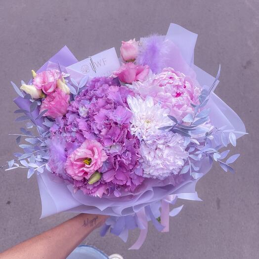 Hydrangea with peony