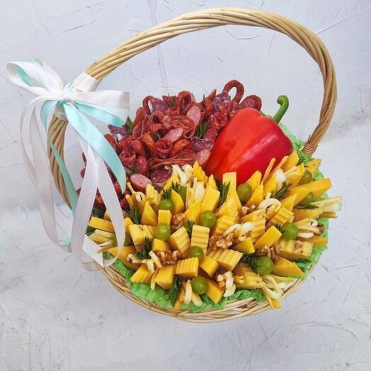 Сырно-мясная корзина