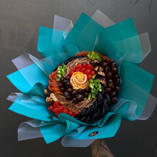 Букет из сухофруктов