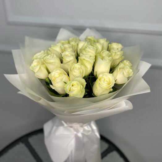 Роза белая 25 шт