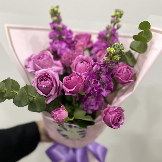 Charming simply!  💐🦋🍀 больше Цветов и меньше обертки пустой ;)