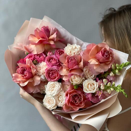 The author's bouquet "Fiery Passion"