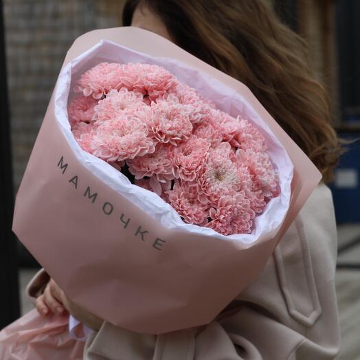 Коралловый букет из хризантем