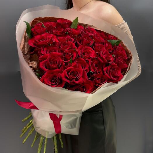 Красные Розы 31 шт. Код 17