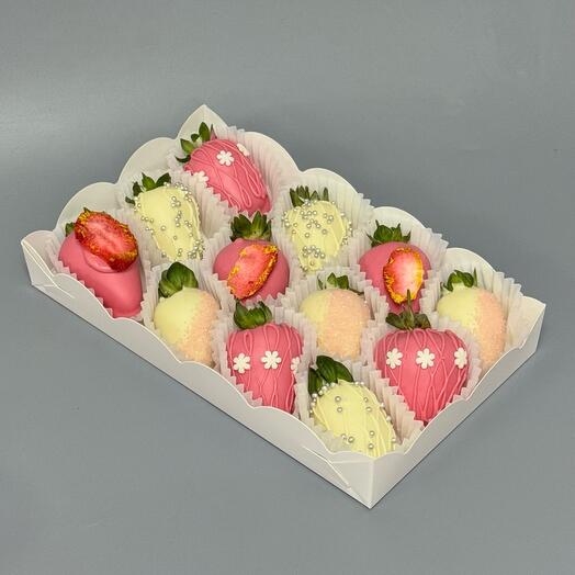 Клубника в шоколаде  "Tasty" (12-15 ягод)