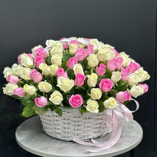 101 РОЗА В КОРЗИНЕ