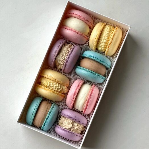 Набор пирожных макарон 8 шт