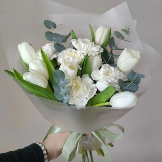 Авторский нежный букет