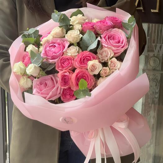 Солодкий мікс троянд