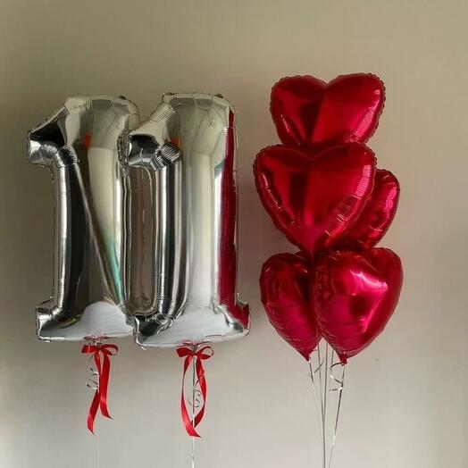 Composition with 2 numbers and 5 hearts