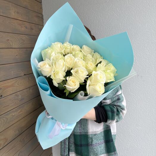 25 белых роз Аваланж