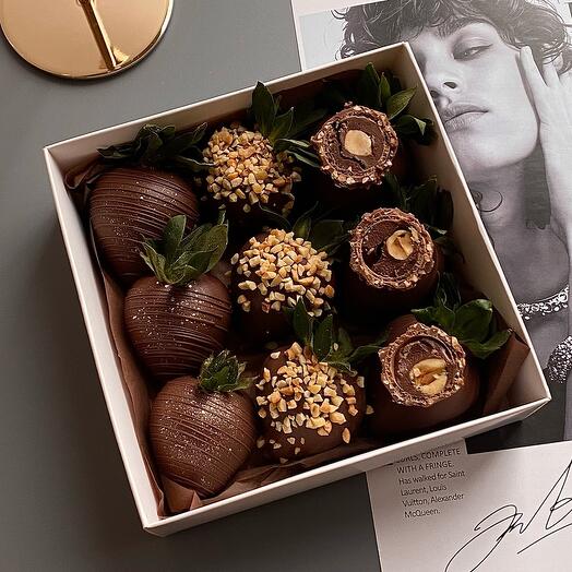 Клубника в шоколаде Ferrero Rocher