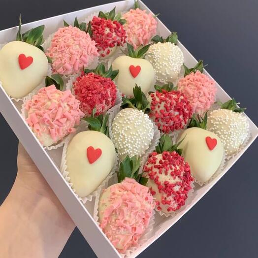 Клубника в шоколаде 16 шт