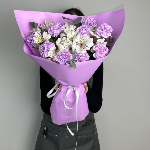 Лилак 💜 с диантусами и альстромерией