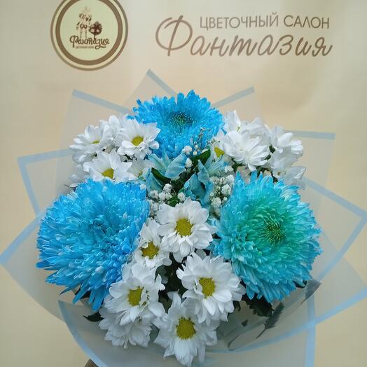 Небесно-голубой