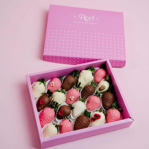 20 штук клубники