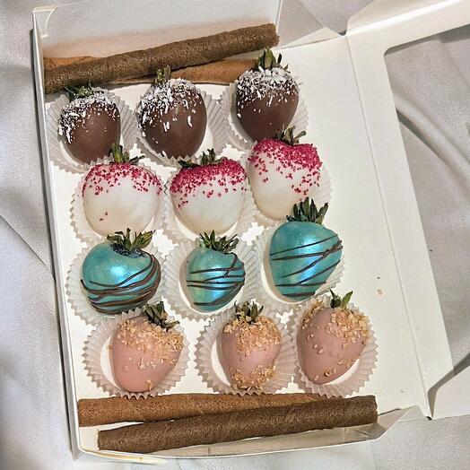 Клубника в шоколаде коробочка