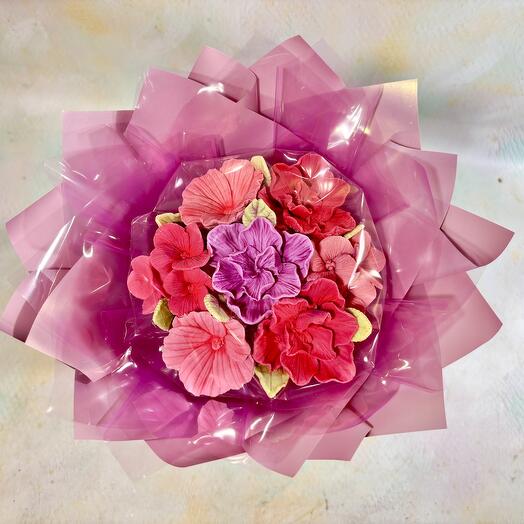 Букет из премиального шоколада для бабушки