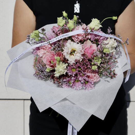 Ramo de Flores Rosadas