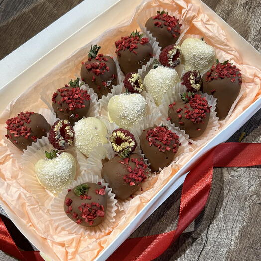 Клубника 🍓 в бельгийском шоколаде 15 шт